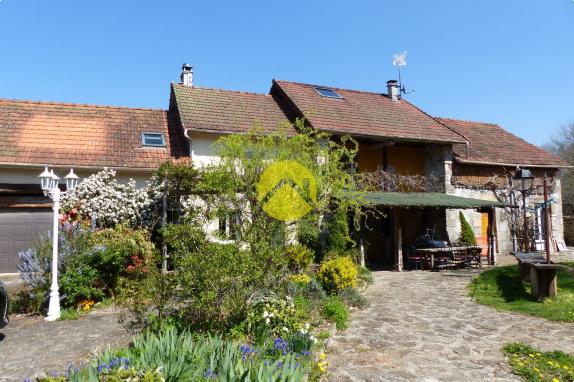 Maison avec terrain 7HA