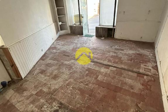 Appartement + Commerce ou autre