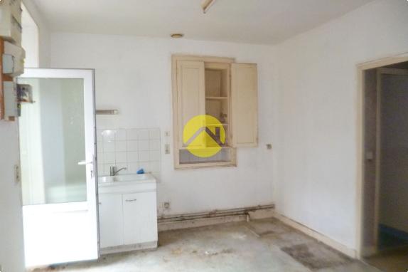 maison de ville 24500 euros