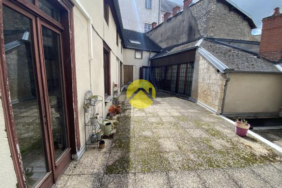APPARTEMENT AVEC TERRASSE