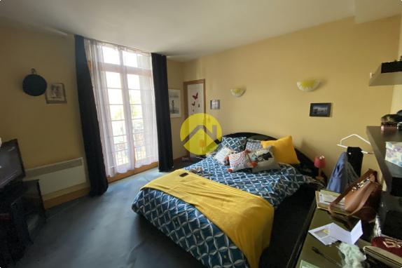 APPARTEMENT AVEC TERRASSE