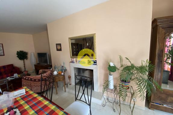 APPARTEMENT AVEC TERRASSE