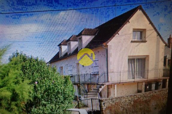 BELLE  MAISON DE FAMILLE 