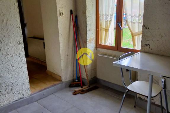 MAISON DE  CAMPAGNE de  80 M²