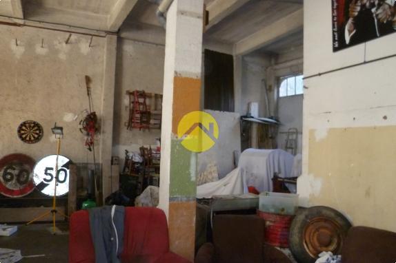 IMMEUBLE FORT POTENTIEL EN CV