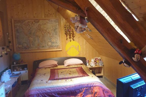 CHARMANTE PROPRIETE SUR 1 HA