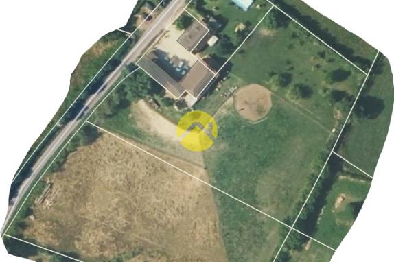 CHARMANTE PROPRIETE SUR 1 HA