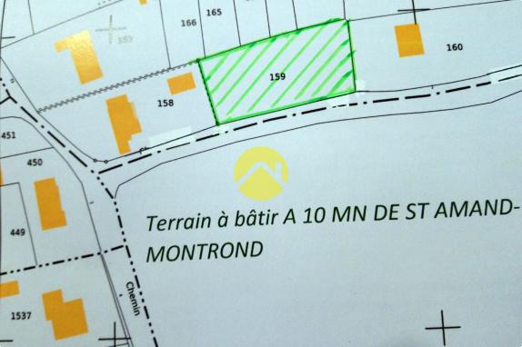 TERRAIN A BATIR BIEN SITUE  