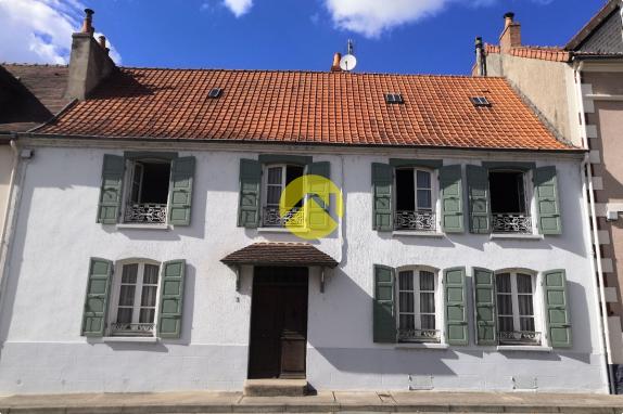 Maison / Pavillon Mehun sur yevre, 7 pièces à vendre