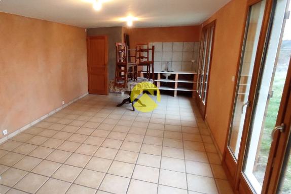 Maison au calme avec étang 