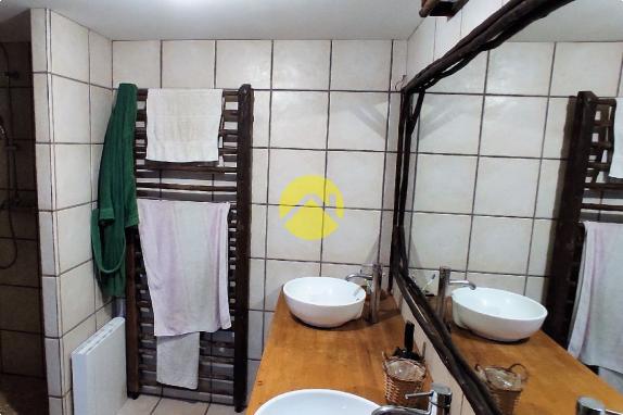 Maison au calme avec étang 