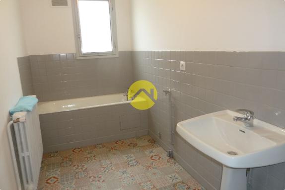 MAISON - TERRAIN  1650M²