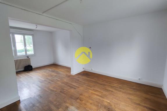 MAISON SUR SOUS-SOL 87 m² 3CH