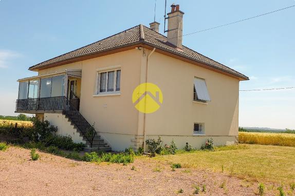 2 MAISONS, GRAND TERRAIN 