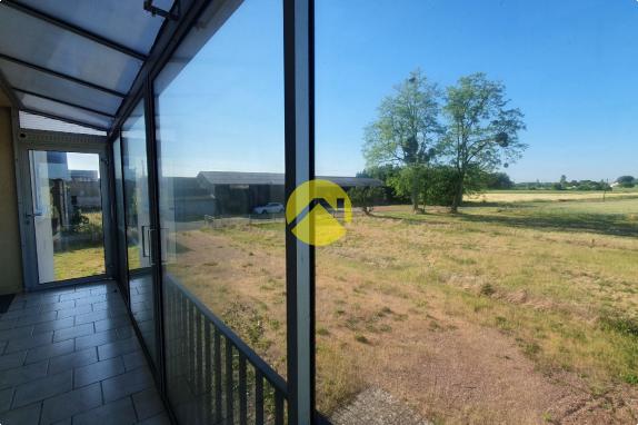 2 MAISONS, GRAND TERRAIN 