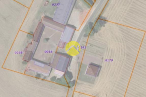2 MAISONS, GRAND TERRAIN 