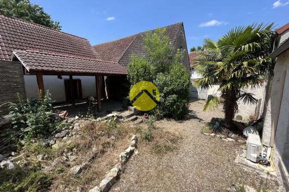 Maison avec jardin+dépendance