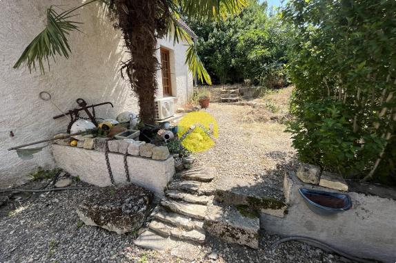 Maison avec jardin+dépendance
