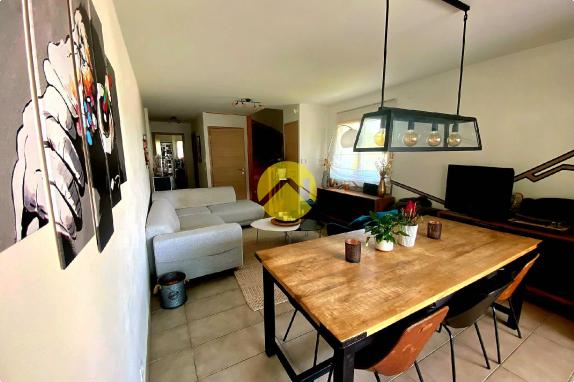 Superbe Duplex proche Suisse