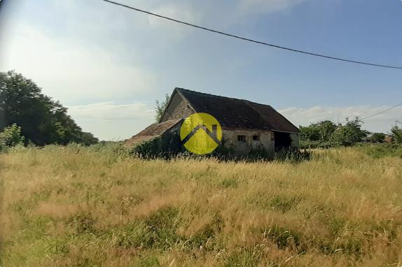 Maison / Pavillon Ygrande, 2 pièces à vendre