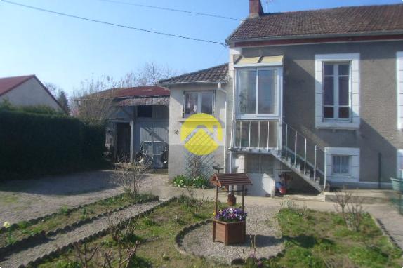 Maison / Pavillon Cosne d'allier, 3 pièces à vendre