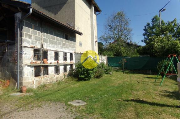 Maison de bourg avec terrain