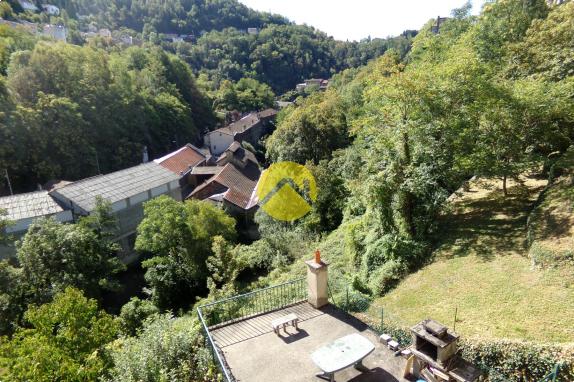 Maison de bourg gros potentiel