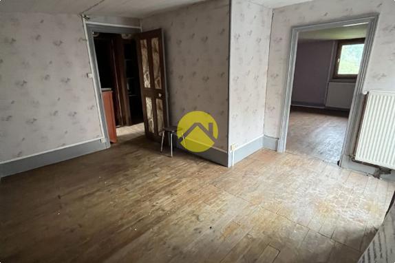 Maison de bourg gros potentiel