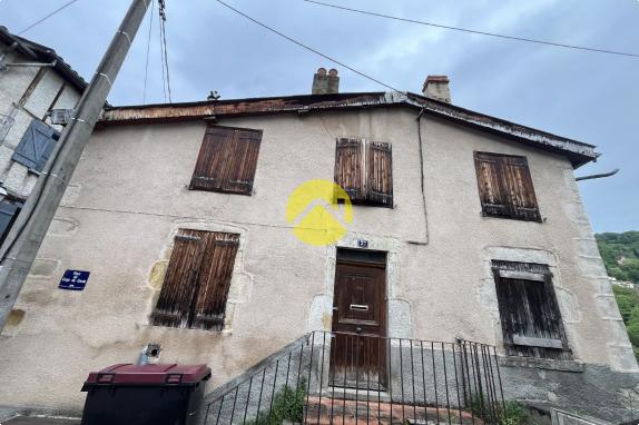 Maison de bourg gros potentiel