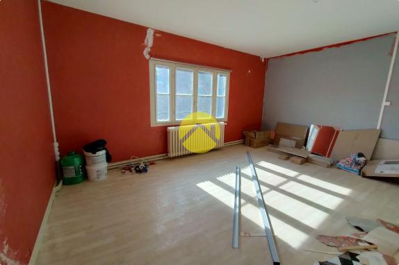 Maison partiellement rénovée