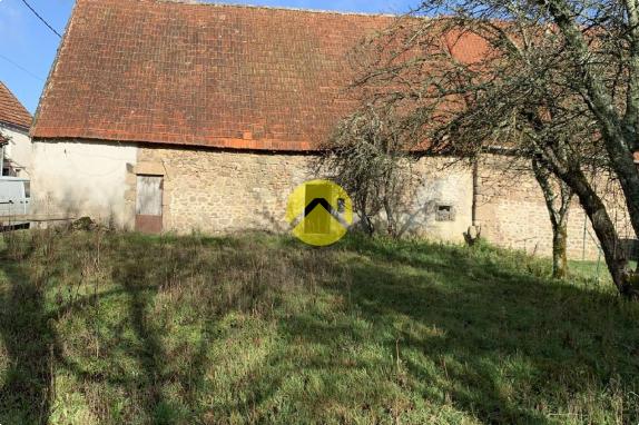 1 maison et 2 granges 