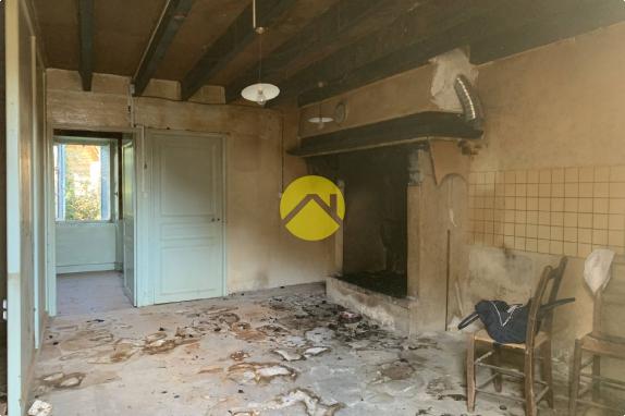 1 maison et 2 granges 