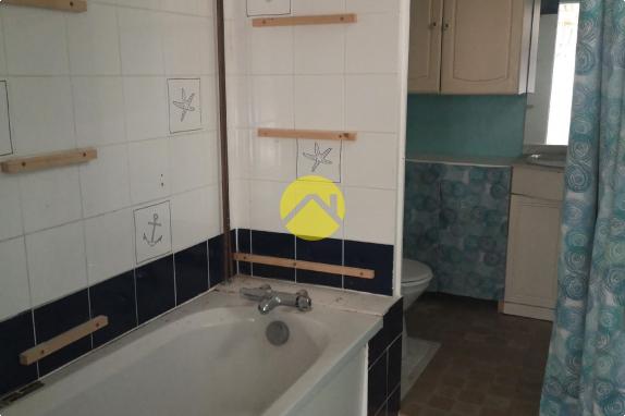 Immeuble avec boutique