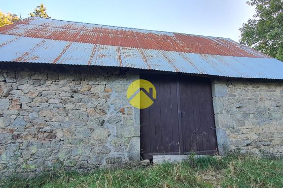Maison avec grange