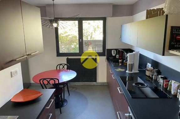 APPARTEMENT 85M² CLE EN MAIN