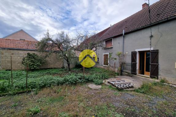 MAISON AVEC 700 M DE TERRAIN