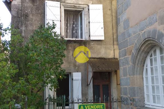 Maison avec cour