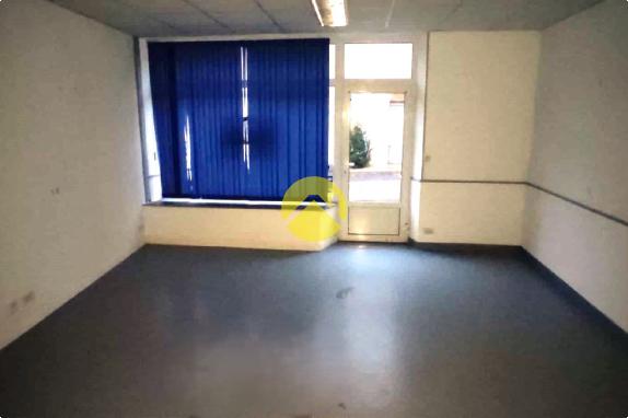 LOCAL COMMERCIAL A LOUER