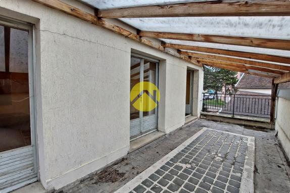 BAR - SNACK - LOGEMENT + HÔTEL