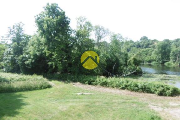 Vue sur la  rivière
