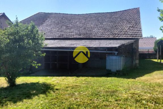 Maison avec grange et jardin