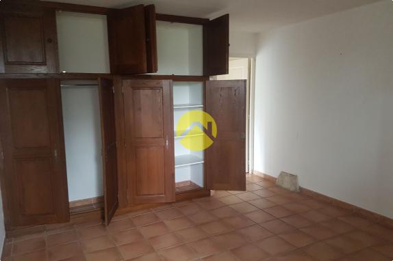 LONGERE 190M²