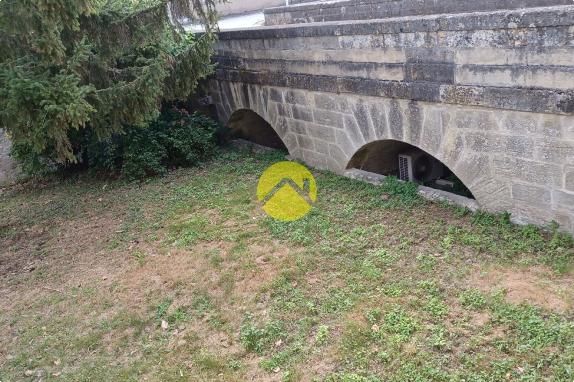 IMMEUBLE HISTORIQUE  