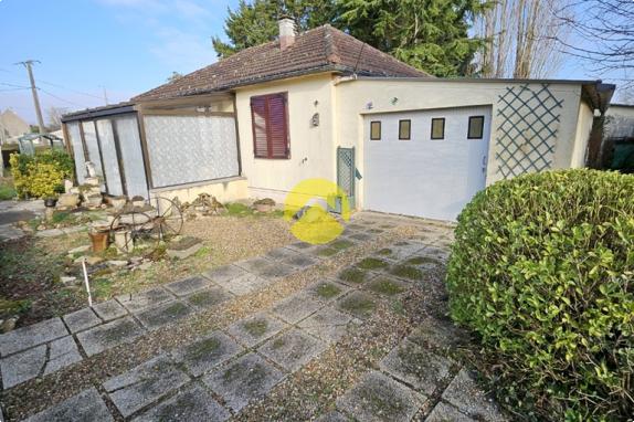 Maison / Pavillon Sancergues, 4 pièces à vendre