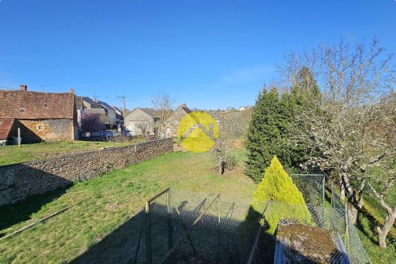 Maison, annexes et jardin