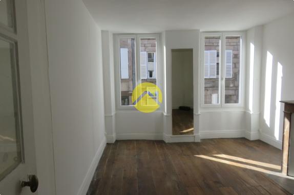 Appartement / Immeuble Dun le palestel, 7 pièces à vendre