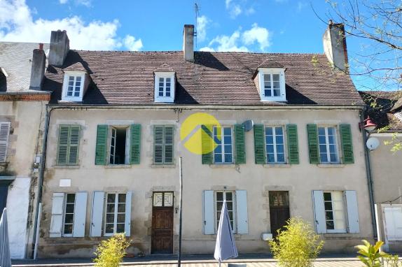 Maison / Pavillon Mehun sur yevre, 7 pièces à vendre