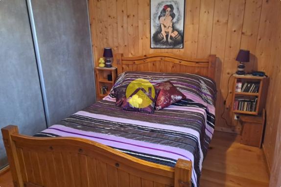 Grande maison en bois