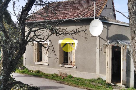 Maison / Pavillon Bourges, 3 pièces à vendre