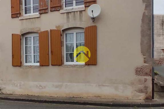 Maison de bourg + jardin 